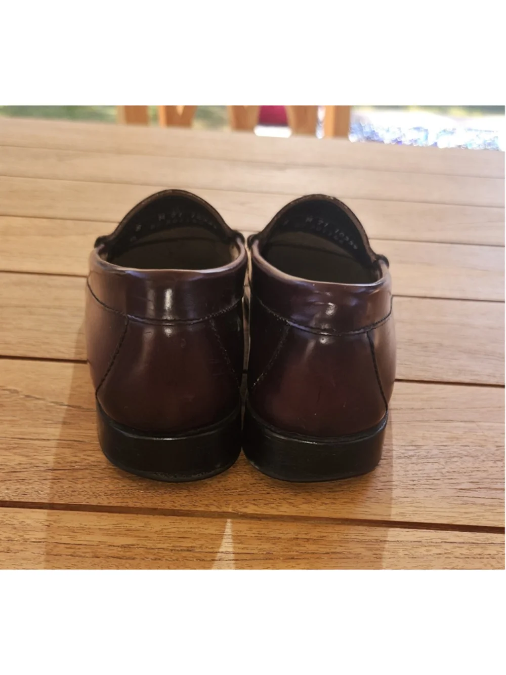 Classic G.H. Bass & Co Oxblood Cordovan Slip On Weejun Penny Loafers Size 8